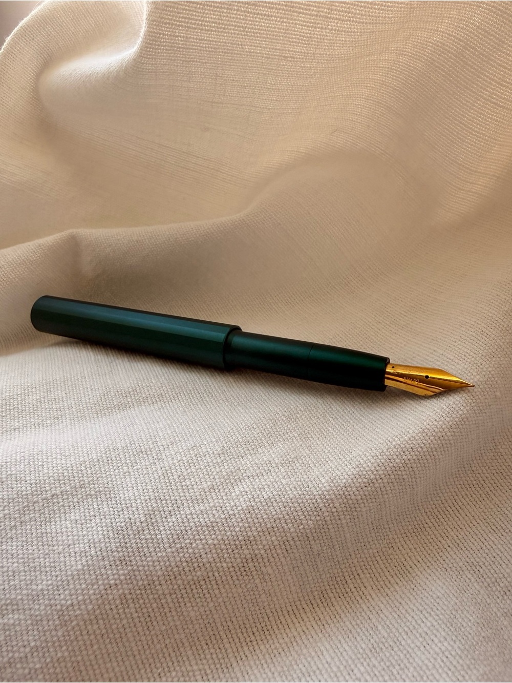Tom’s Studio Pocket Pen - Medium Nib